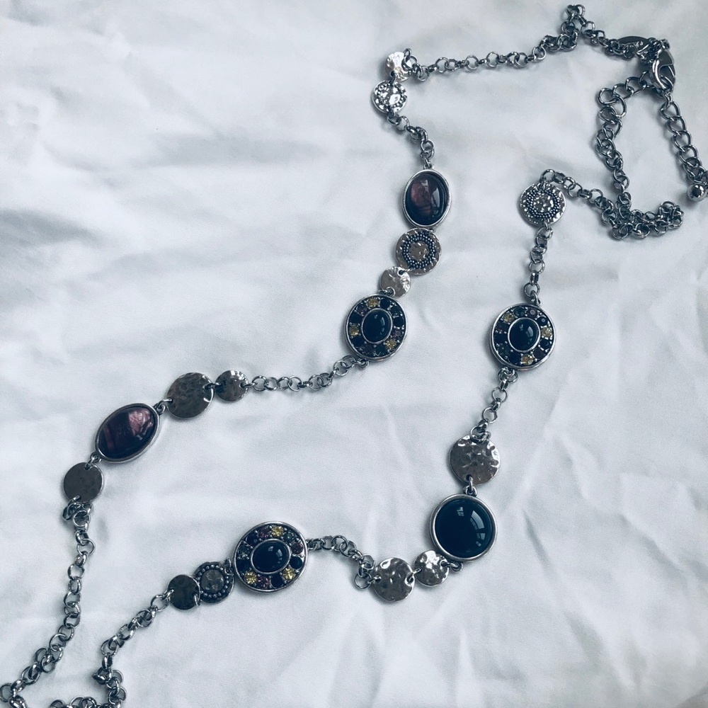 ❤️ Chico’s Reversible Single Strand Necklace